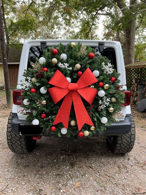 car xmas wreath|christmas wreath for jeep wrangler.